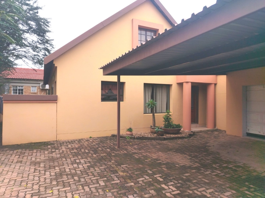 2 Bedroom Property for Sale in Doringkruin North West